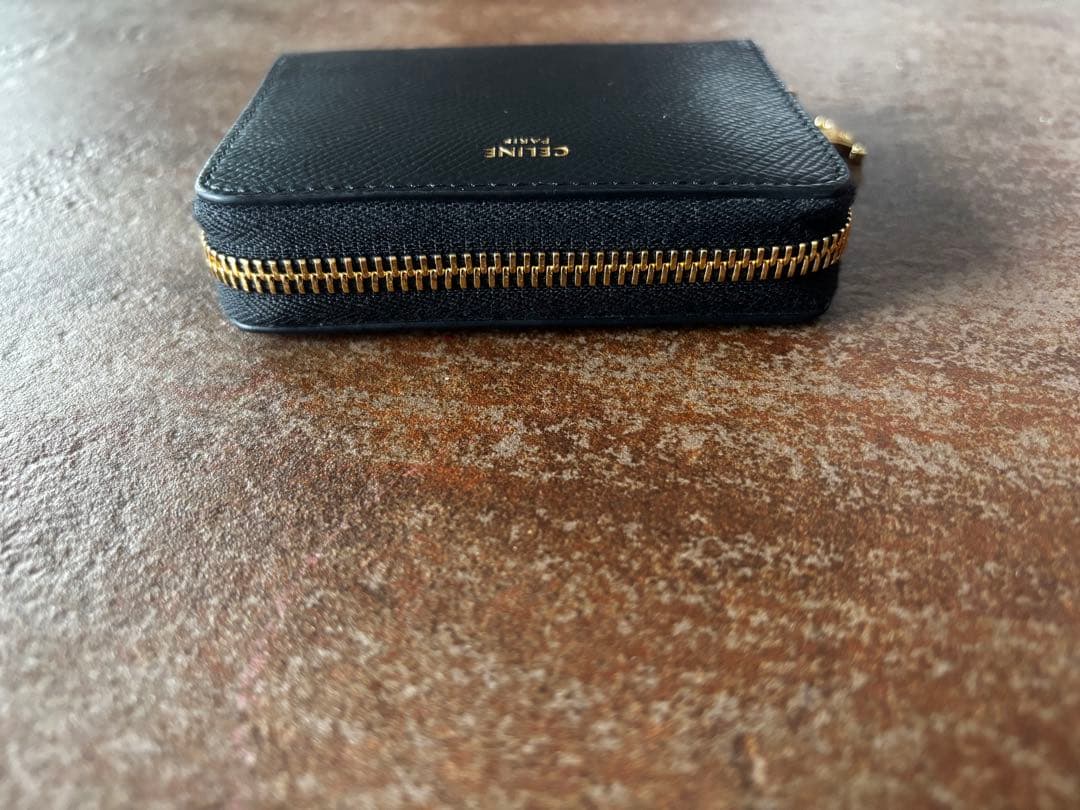 【ほぼ新品】セリーヌ スモール ジップウォレット トリオンフチャーム