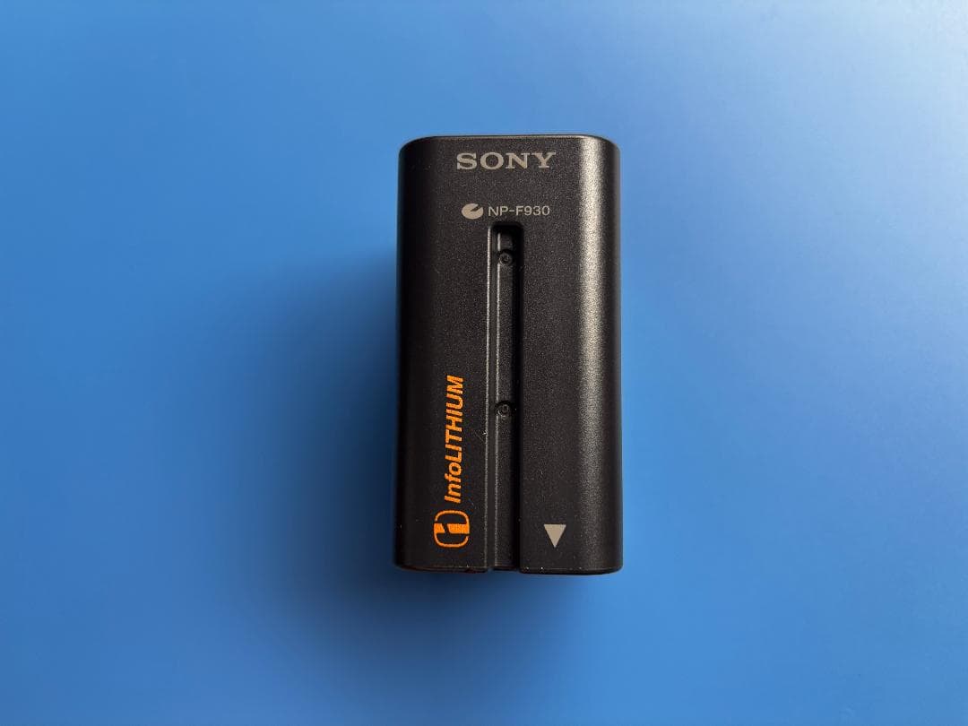 ジャンク品SONYハンディカムTRV92　純正バッテリー3個付き