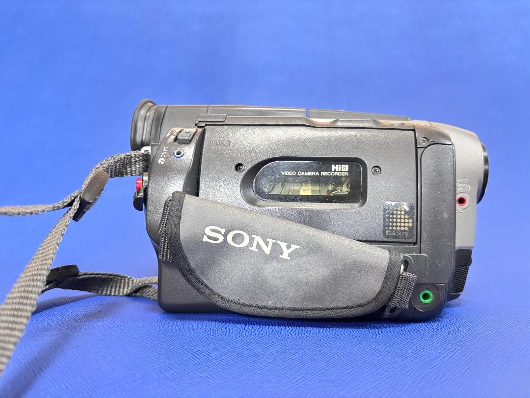 ジャンク品SONYハンディカムTRV92　純正バッテリー3個付き