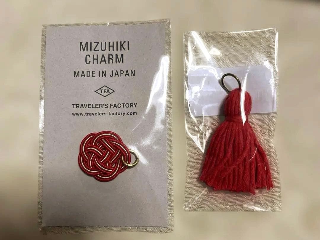 トラベラーズノート TO&FRO コラボ パスポートサイズ キャメル＆チャーム類