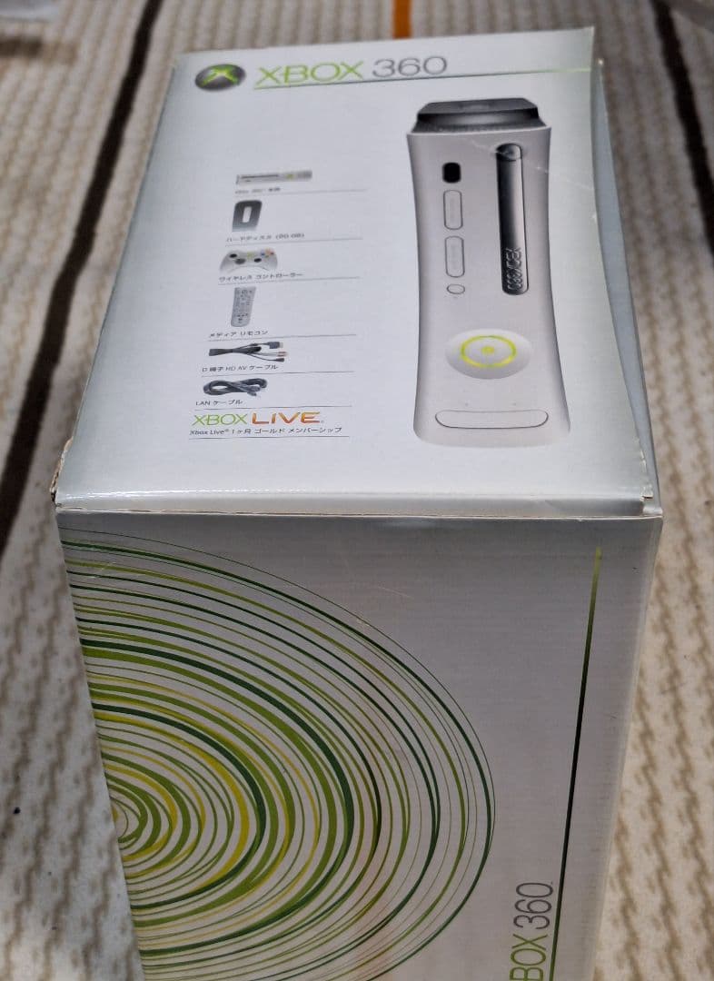 ★X-BOX 360 本体(未使用に近い)&付属品（使用有り）