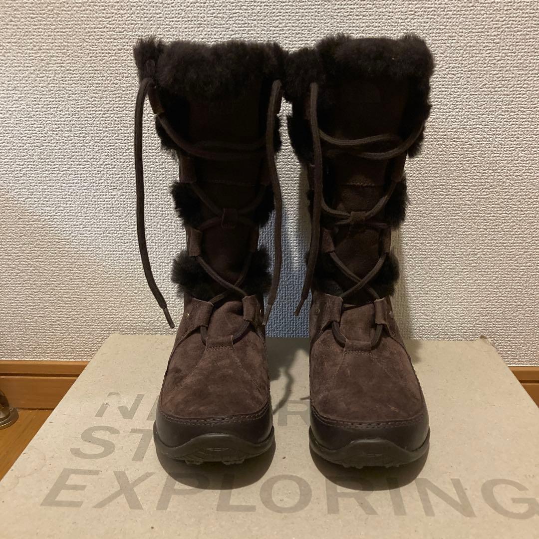 THE NORTH FACE ABBY III ブラウンファー付きスエードブーツ
