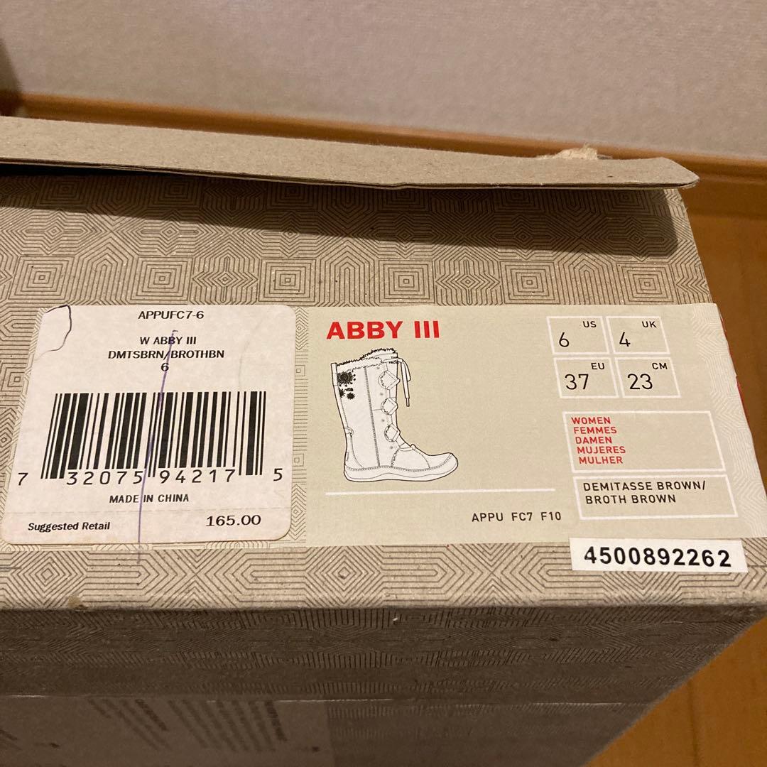 THE NORTH FACE ABBY III ブラウンファー付きスエードブーツ