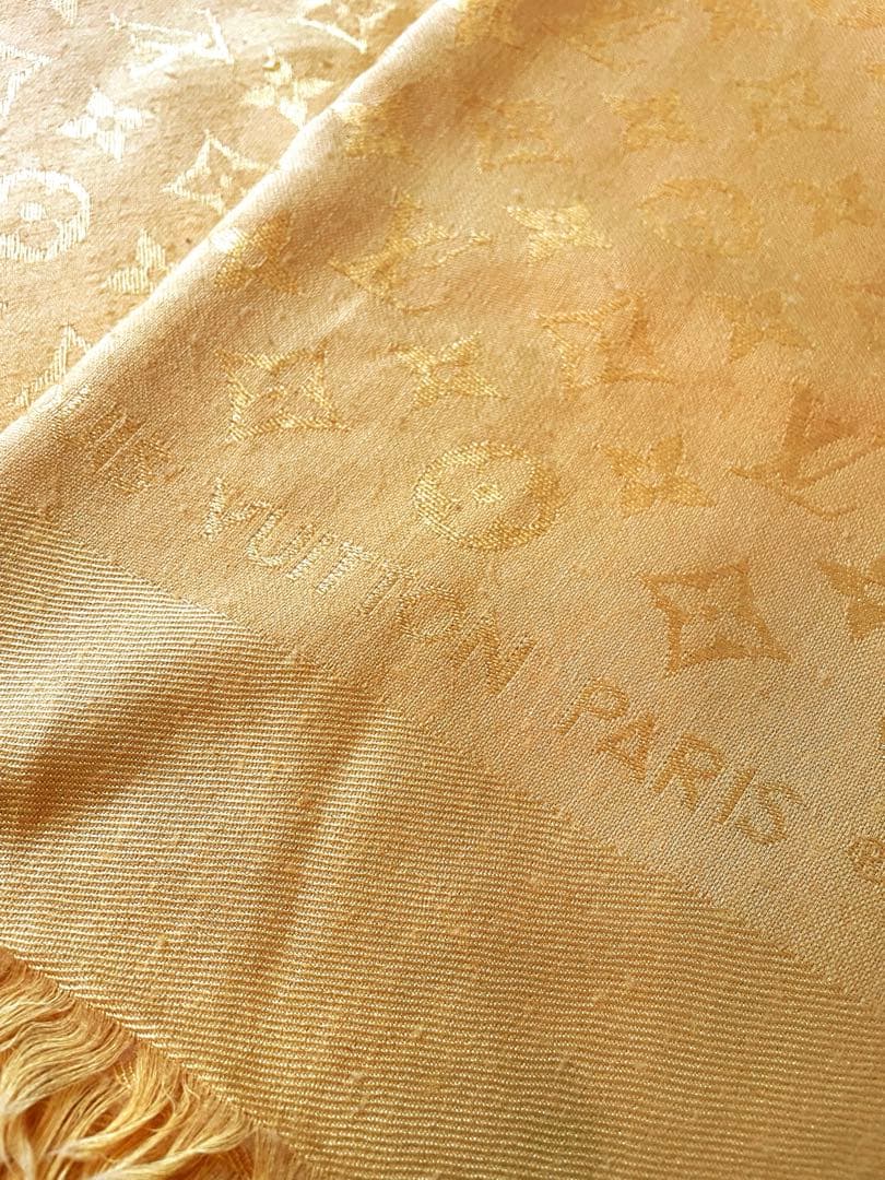 LOUIS VUITTON イエロー ストール 箱付き