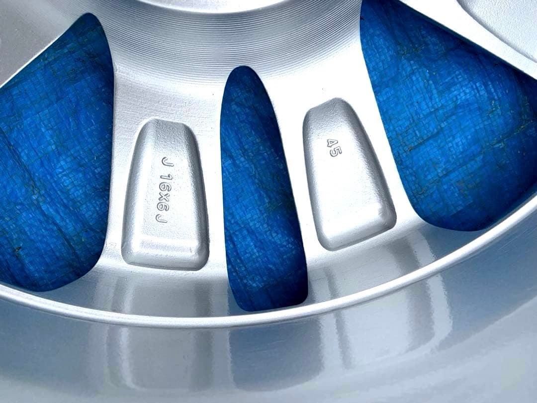 トヨタ　純正　ウィッシュAW 16インチ