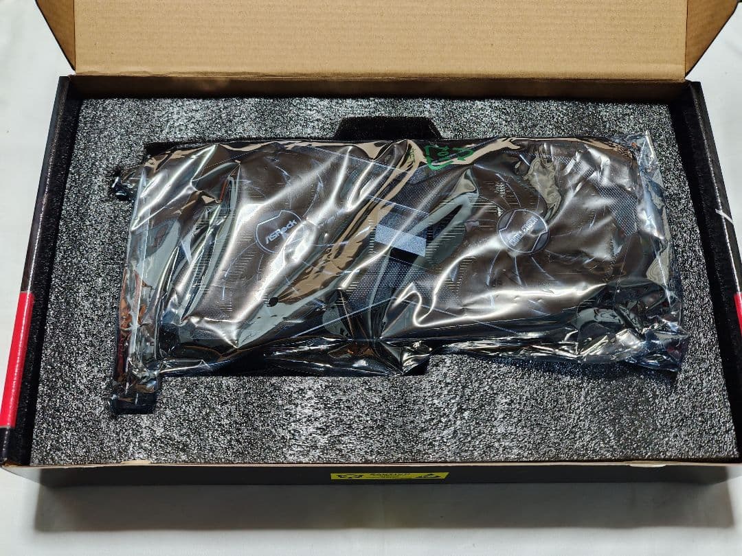 ASRock RX 6600 XT グラフィックボード