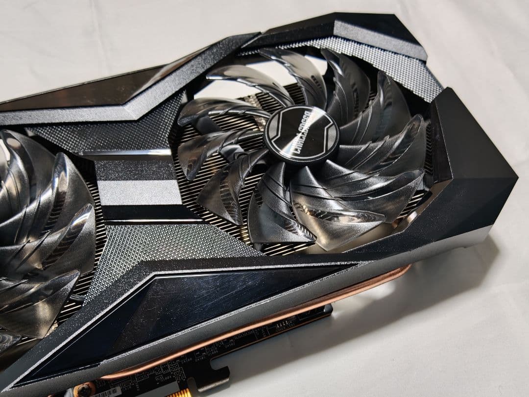 ASRock RX 6600 XT グラフィックボード
