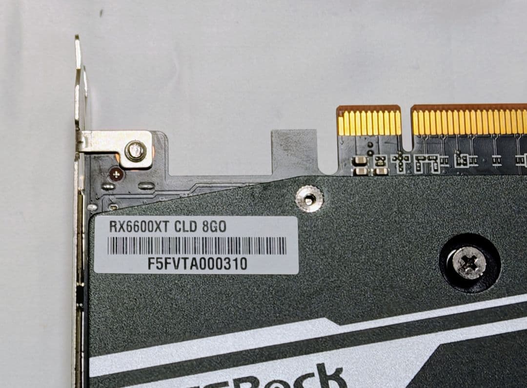 ASRock RX 6600 XT グラフィックボード