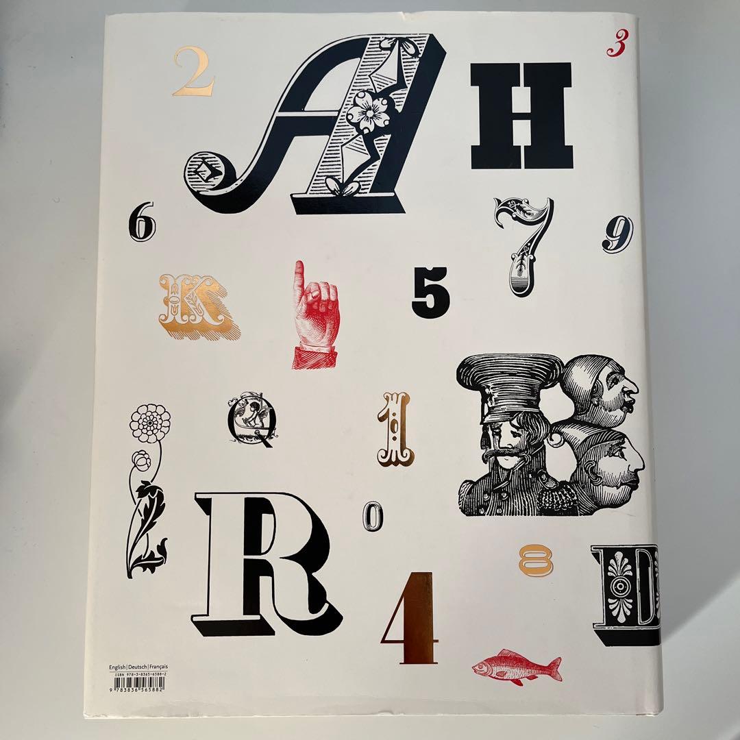 アート・デザイン・音楽 TASCHEN Type: A Visual History of