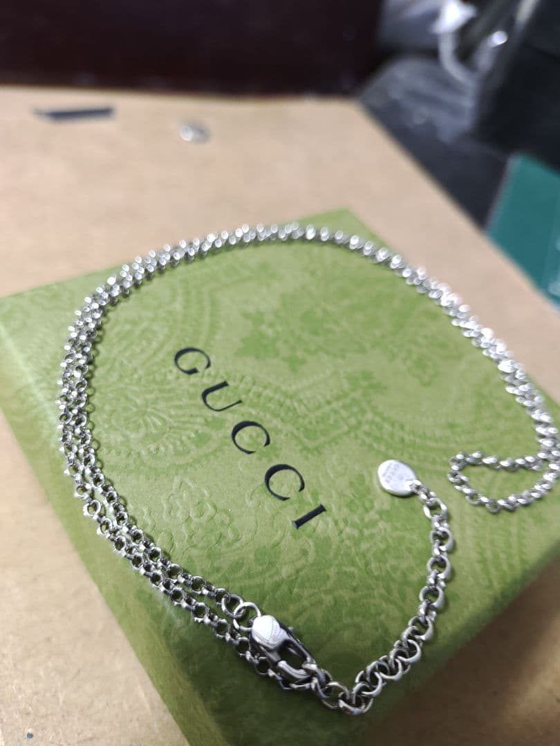 美品GUCCIグッチ シルバー925チェーンネックレス イタリア製 高級感あり