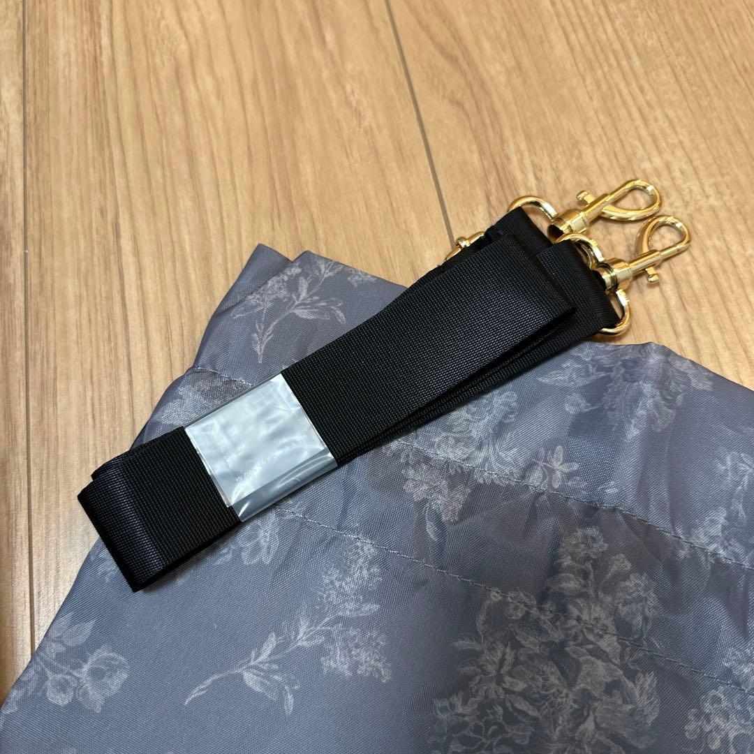 Francfranc ダークグレーのトラベルバッグ