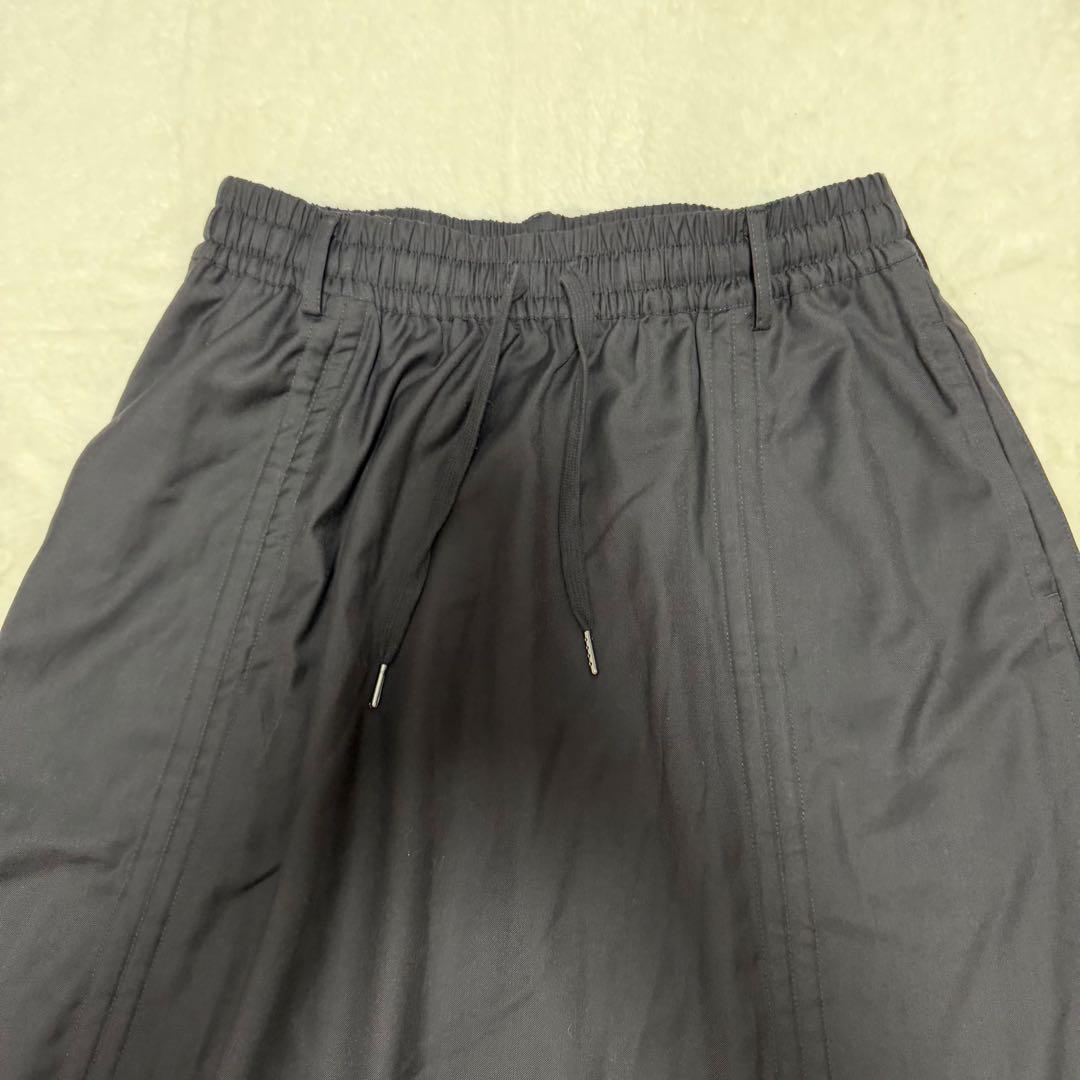 新品級✨ノットコンベンショナル　string skirt F　26年モデル