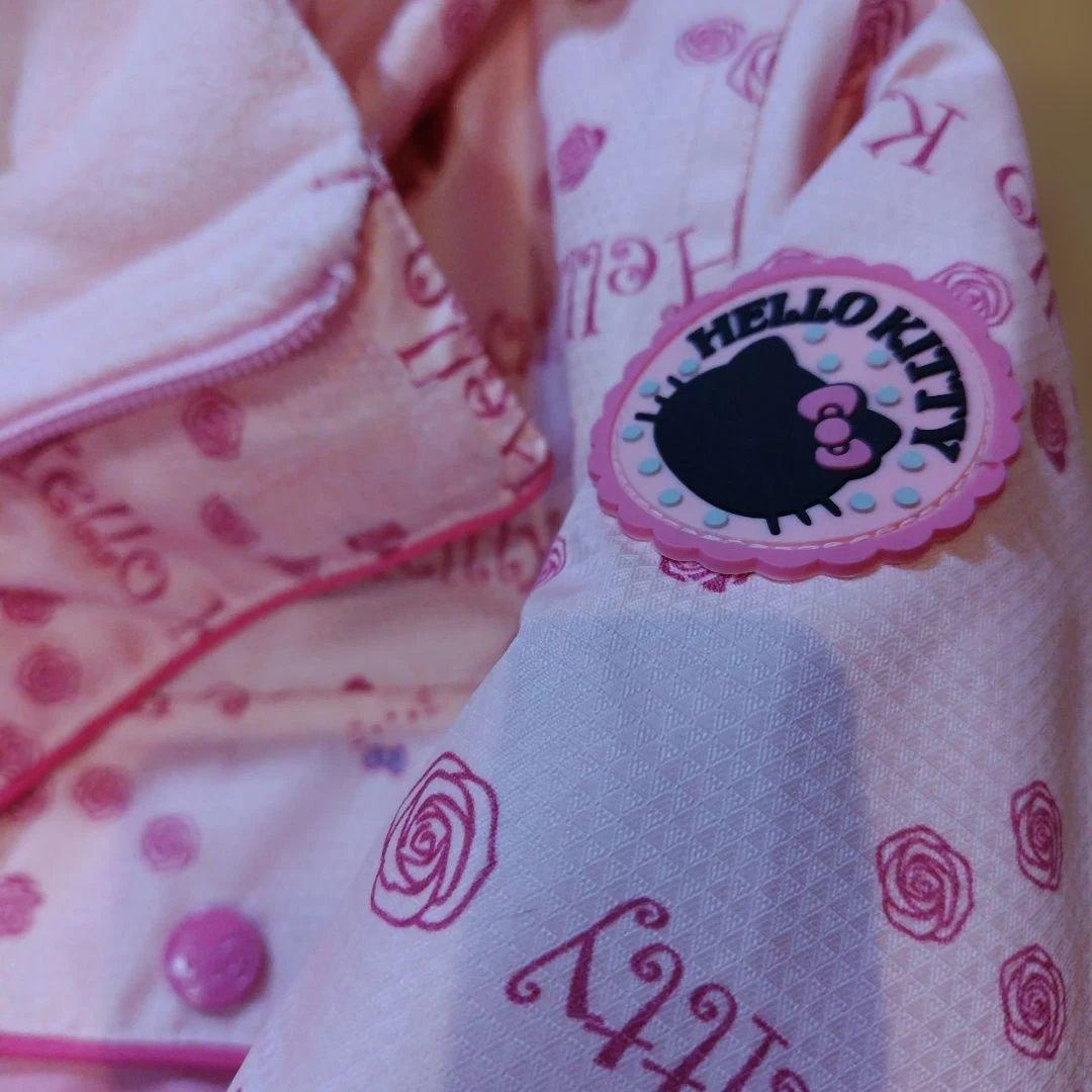 美品♡ カロライン　Hello Kitty スノーウェア　スキーウェア 150