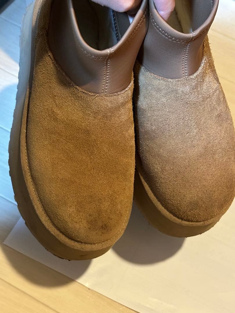 UGG ムートンブーツ　25㎝