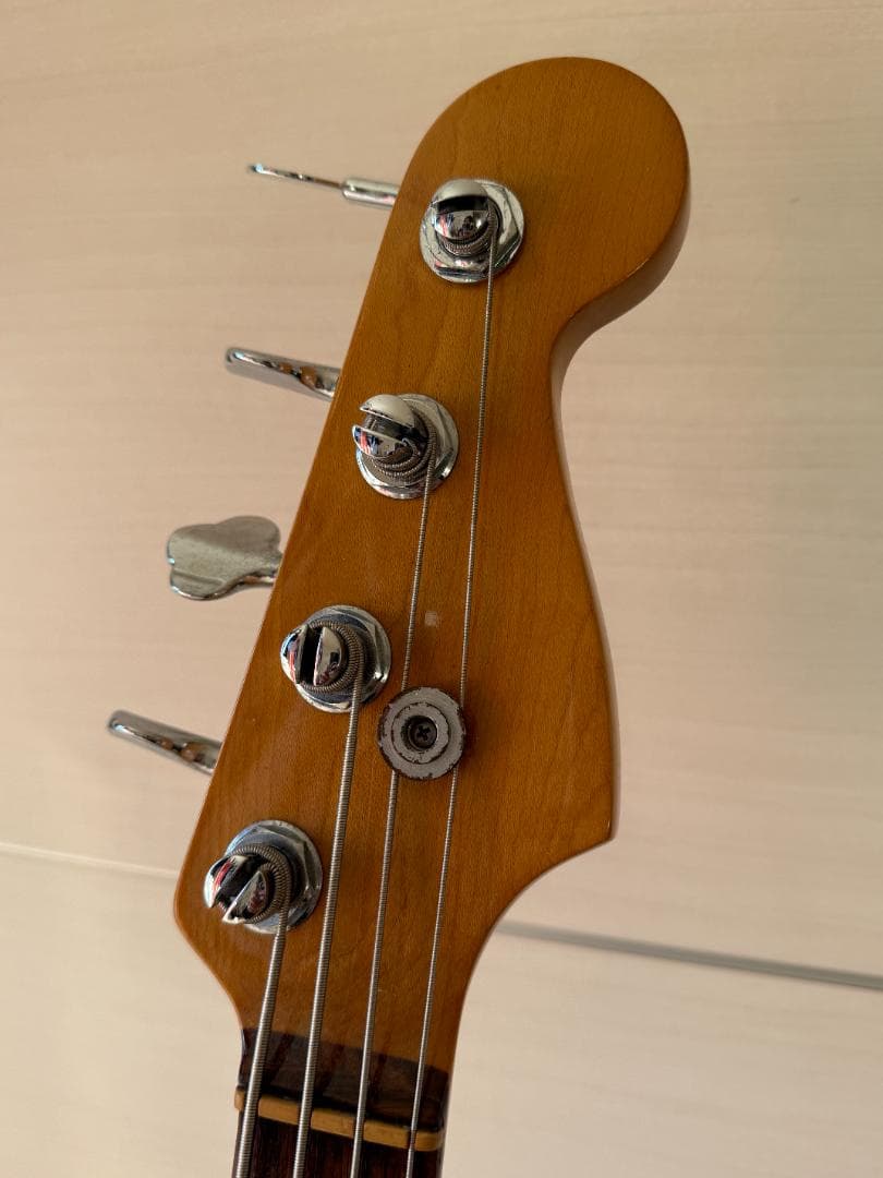 fender コンポーネント ベース
