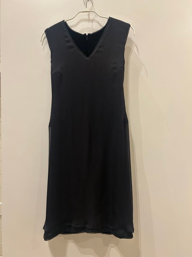 PRADA　シルク ブラック ノースリーブ ワンピース　40