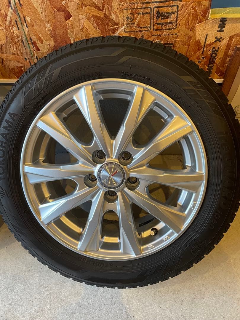 185/60R15 スタッドレスタイヤ　ヨコハマ　weds