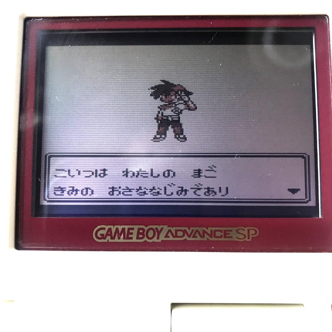 ゲームボーイ　ポケモン　ピカチュウ　(赤バージョン）