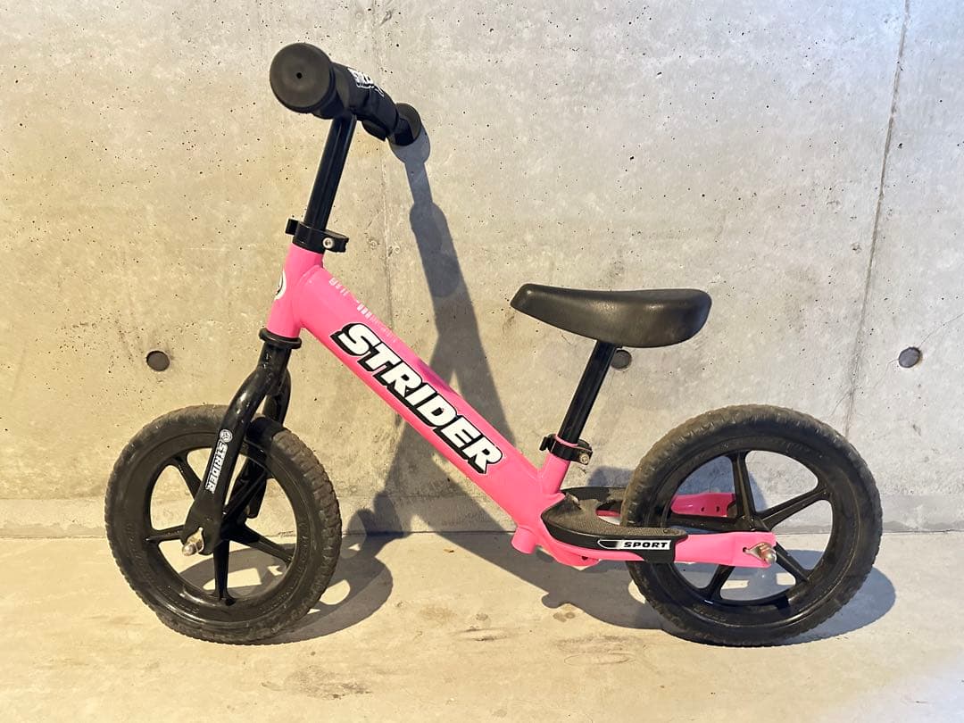 STRIDER ストライダー ピンク バランスバイク 12インチ クラシック