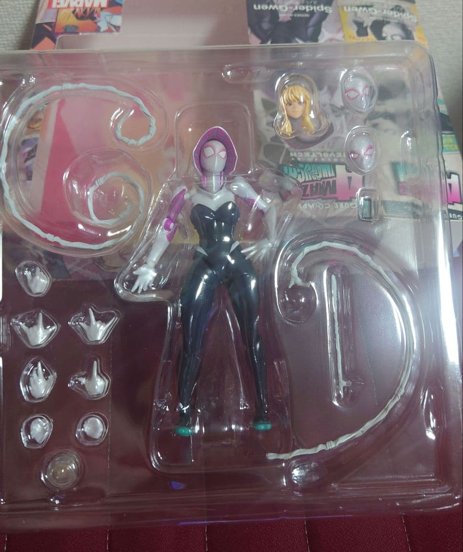 アメイジングヤマグチ　スパイダーグウェン開封品