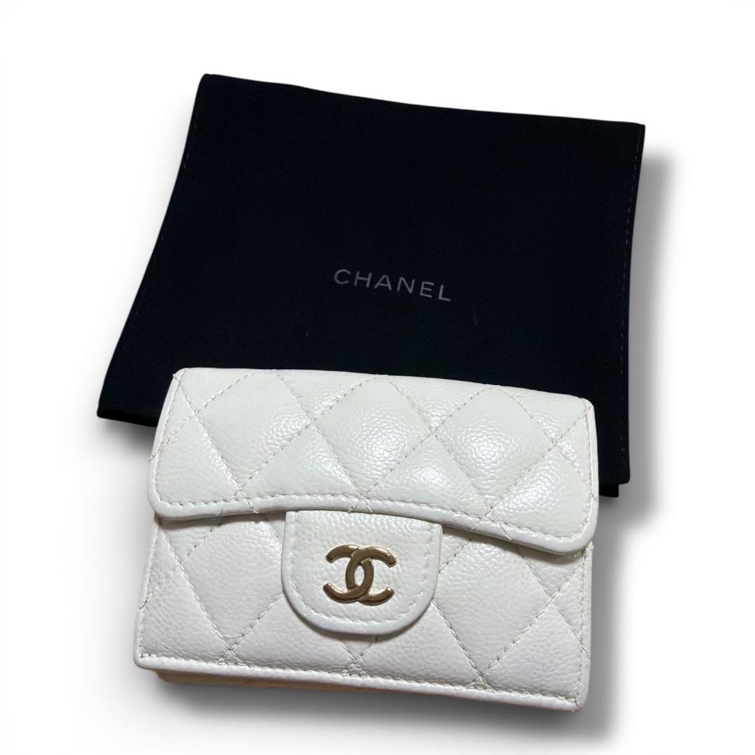 【CHANEL】シャネル三つ折り財布☆ホワイト☆限定☆内側デザインが可愛い