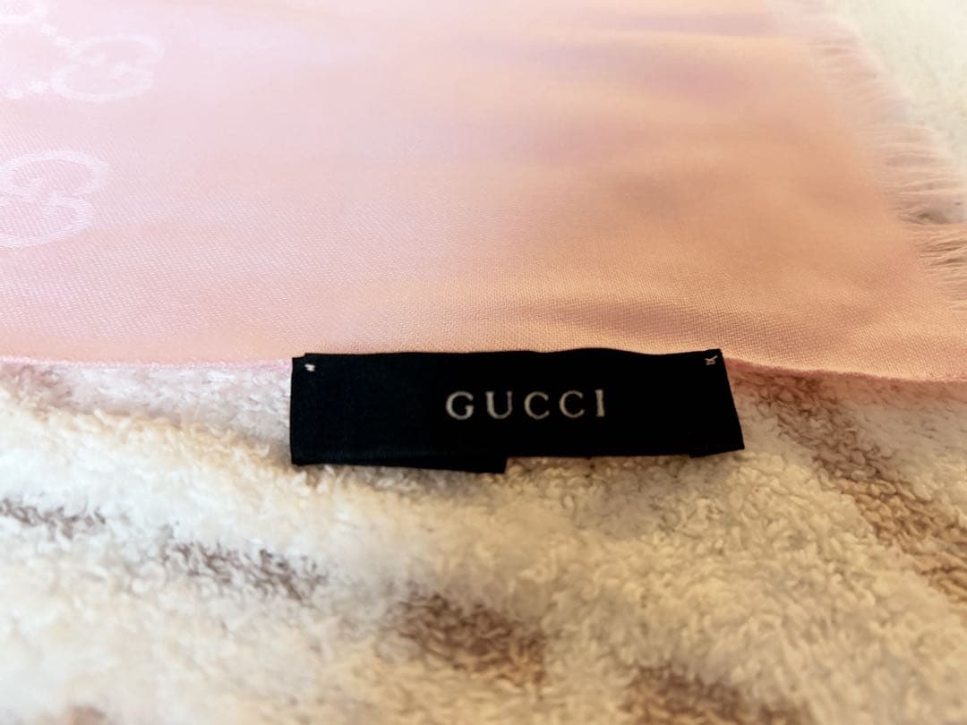 新品同様♡GUCCIシルク混ストール　グッチ　ショール　シルク　ピンク　春