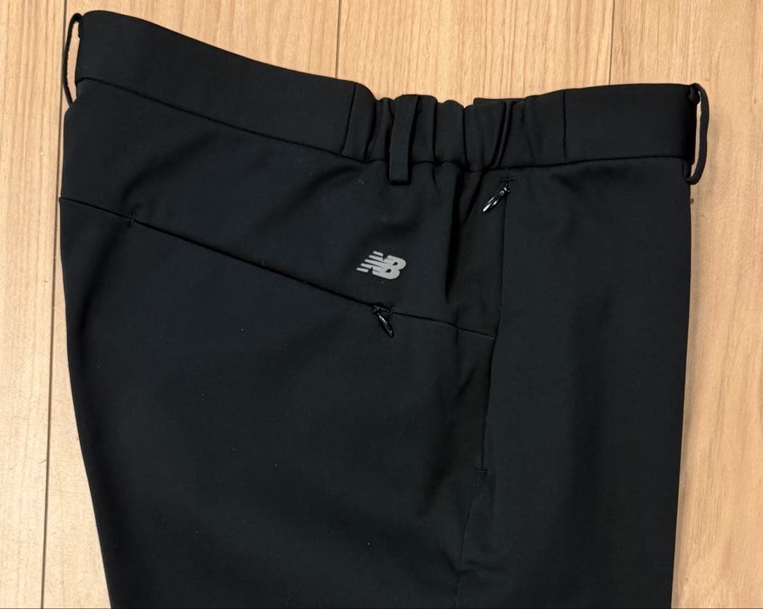値下美品セットアップNew Balance/MET24 テーラースリムテーパー