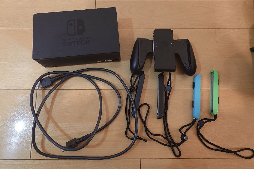 ヒ*シ様 【中古】Nintendo Switch 本体 ＋収納ケース