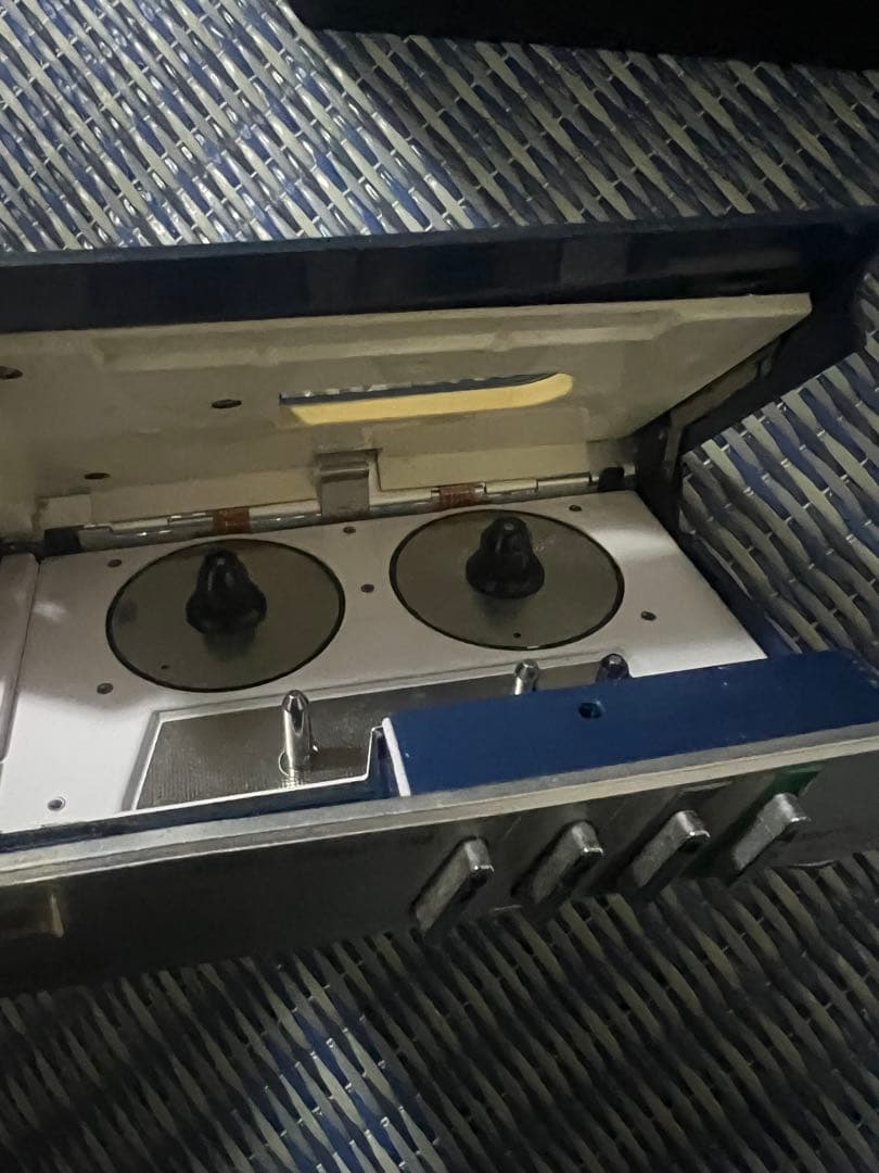 SONY WALKMAN WM-F20カセットプレーヤー ジャンク品