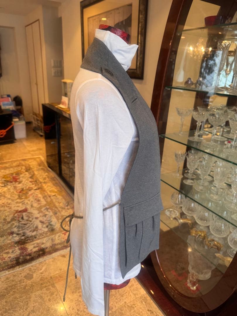 ブルネロクチネリBRUNELLO CUCINELLI 薄手ジャケット+ベスト