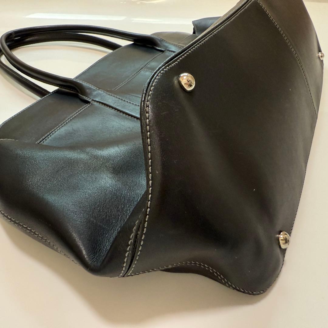 Tod's トッズ　ビジネス　ボストン　バッグ　大容量　A4可　トートバッグ　黒