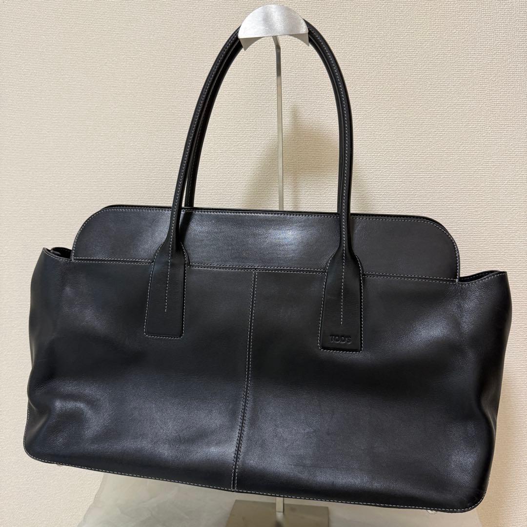 Tod's トッズ　ビジネス　ボストン　バッグ　大容量　A4可　トートバッグ　黒