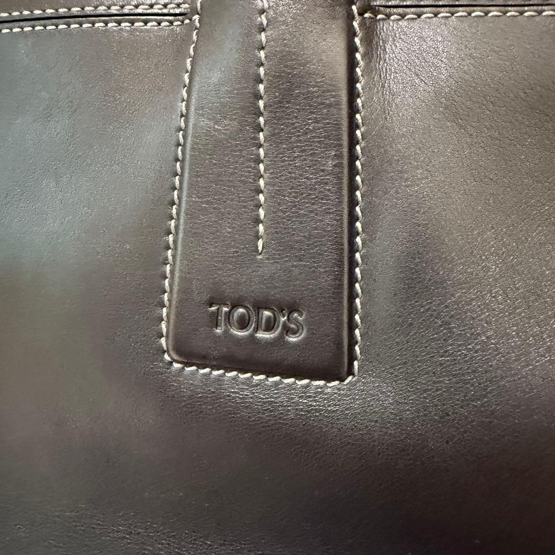 Tod's トッズ　ビジネス　ボストン　バッグ　大容量　A4可　トートバッグ　黒