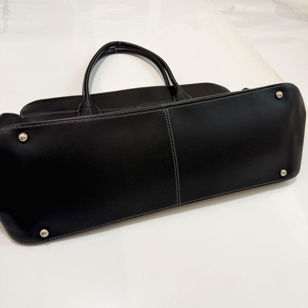Tod's トッズ　ビジネス　ボストン　バッグ　大容量　A4可　トートバッグ　黒