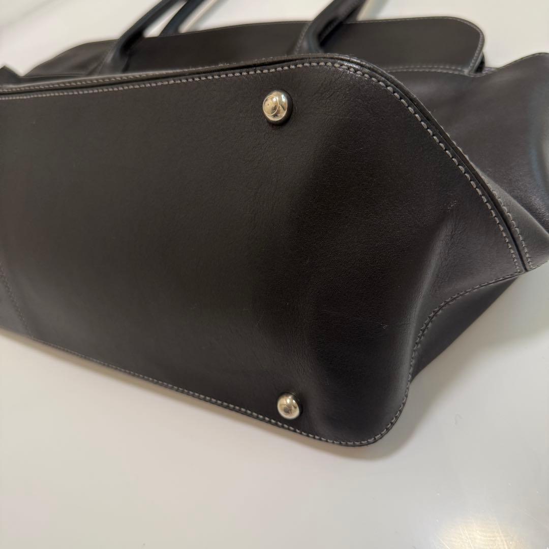 Tod's トッズ　ビジネス　ボストン　バッグ　大容量　A4可　トートバッグ　黒