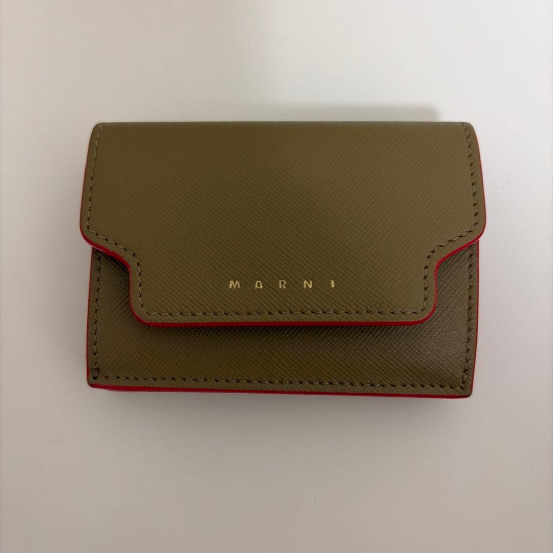 MARNI オリーブグリーン 三つ折り財布