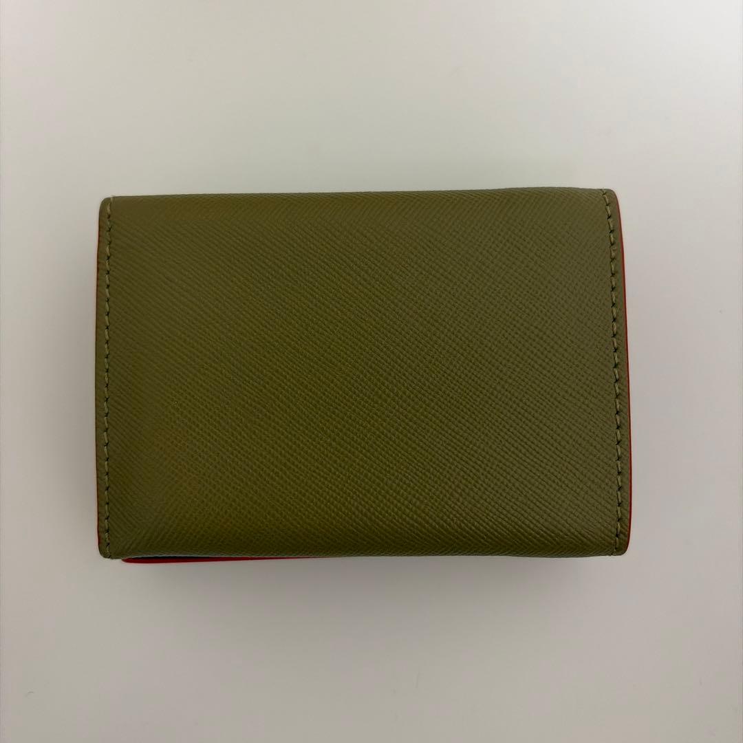 MARNI オリーブグリーン 三つ折り財布