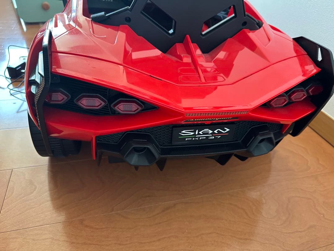 Lamborghini 電動乗用車　ラジコン