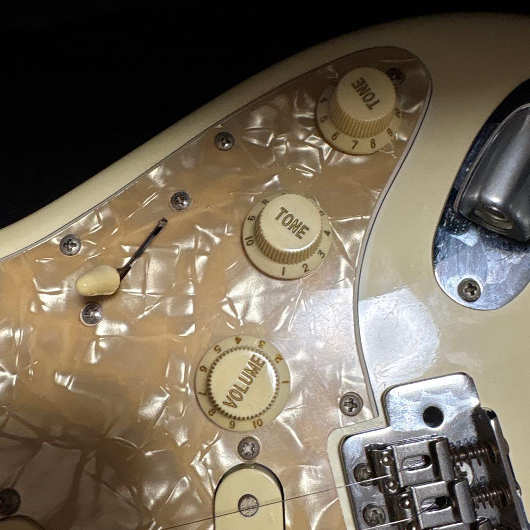 b*n様 Bacchus BST-350 エレキギター