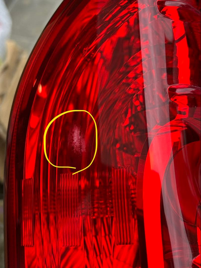 トヨタ　ハイエース 200系 バックライト　テールランプ 純正すぐ発送