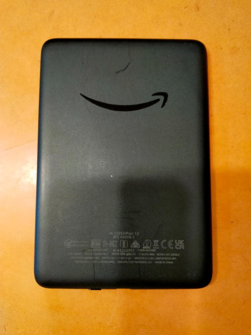 ★数回使用　Kindle Paperwhite 16GB 第11世代 ブラック