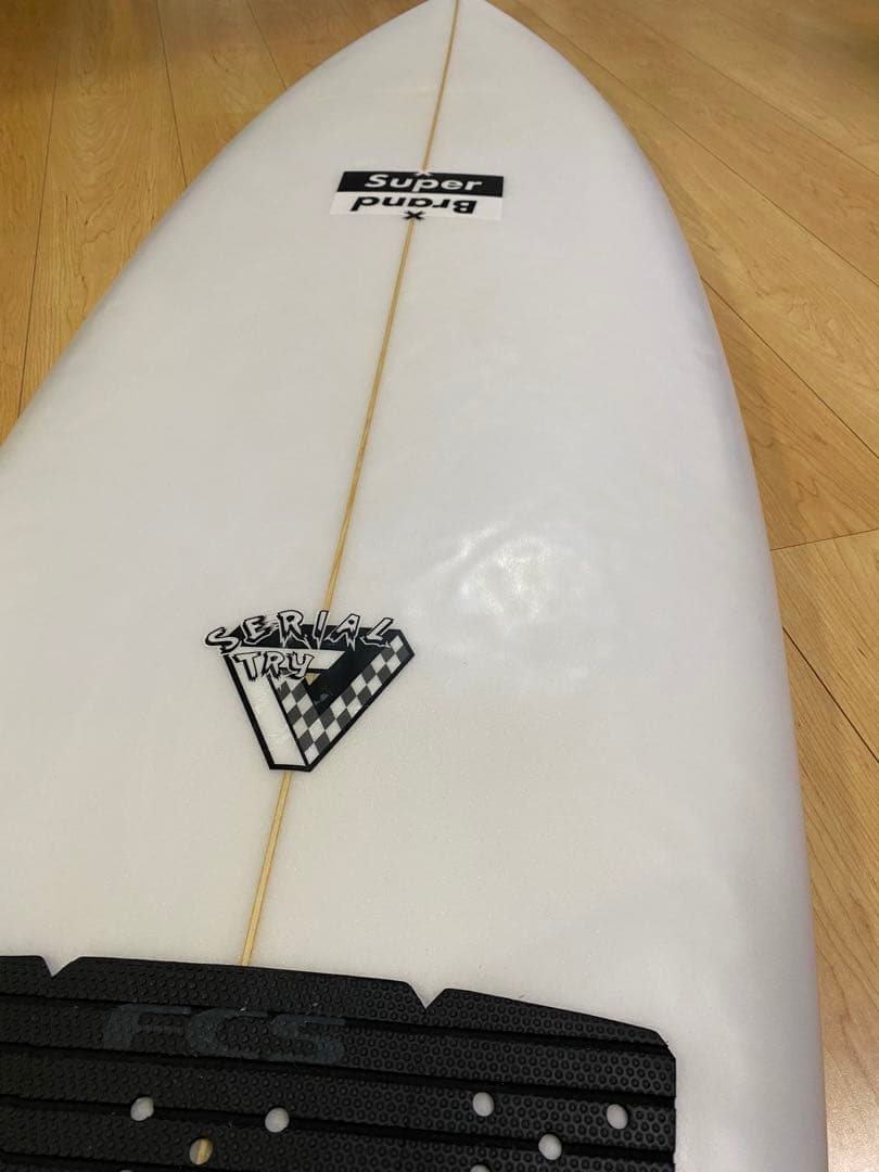 Super brand ショートボード 5'7\" シリアルトライ