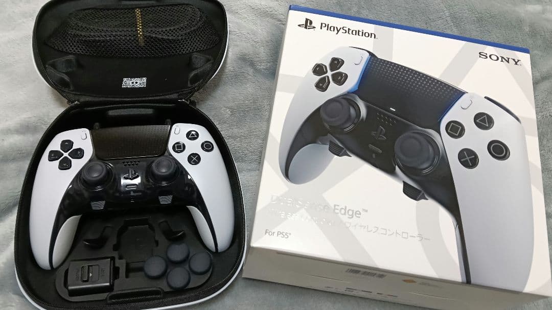 DualSense Edge ワイヤレスコントローラー