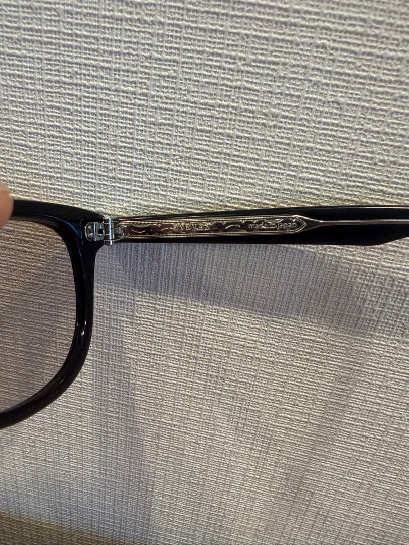 小物 eyevan grossman