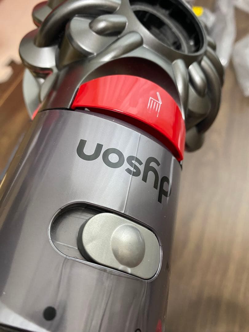 た*つ様 Dyson V8 fluffy extra SV10コードレスクリーナ