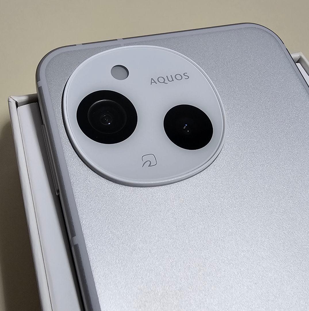 AQUOS sense9 SH-53E ホワイト 6GB＋128GB ★8969