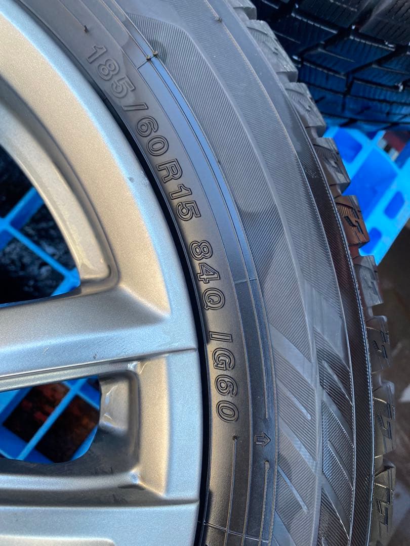 ポロ DBA-6RCBZ 15インチ スタッドレスタイヤ 5スポークホイール