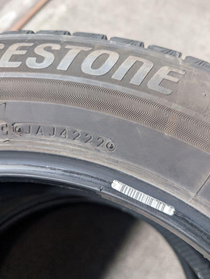 【22年製】225/60R17VRX3冬タイヤ2本