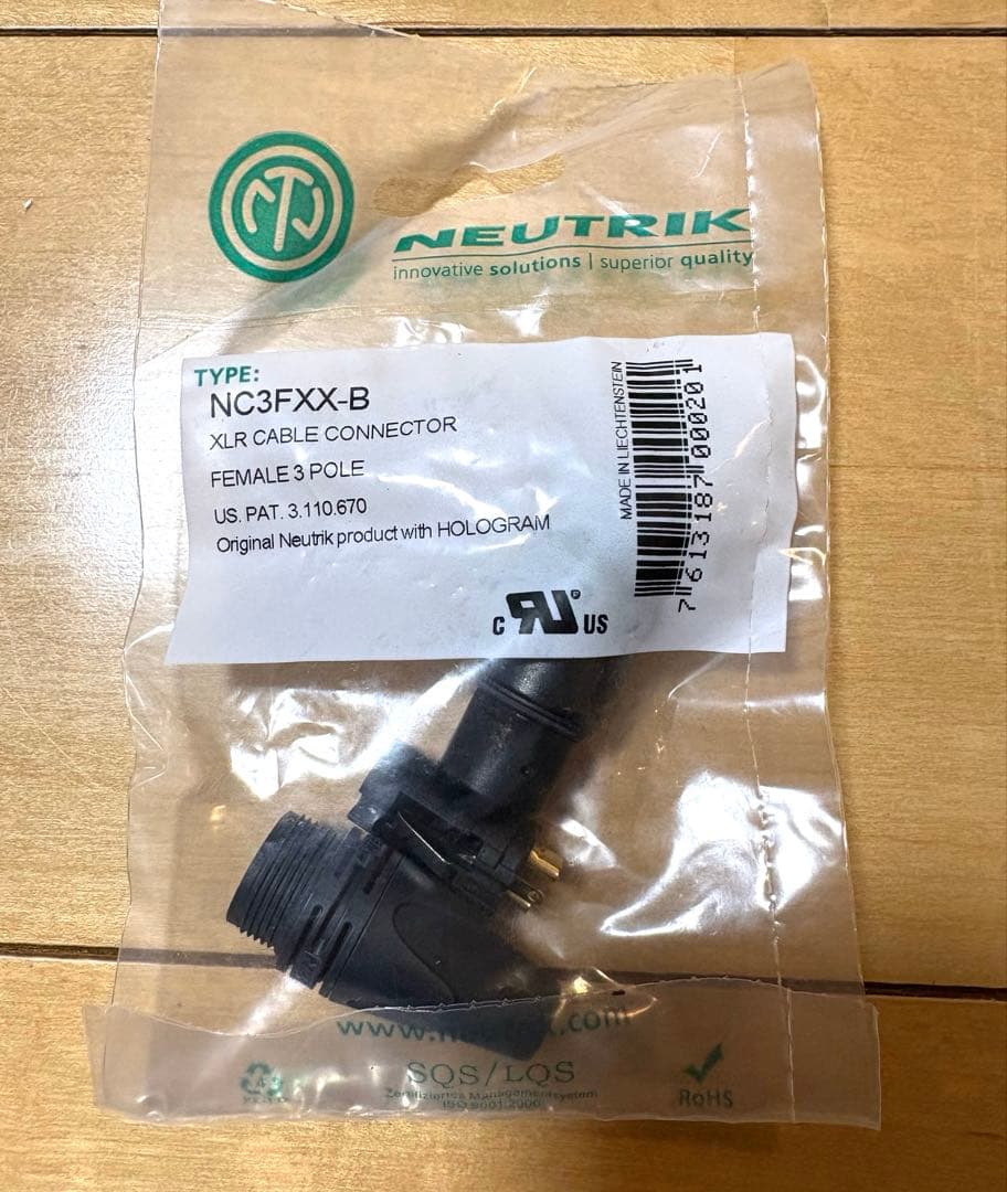 ノイトリック(NEUTRIK)社製 3ピンＸＬＲコネクタ 20個　新品