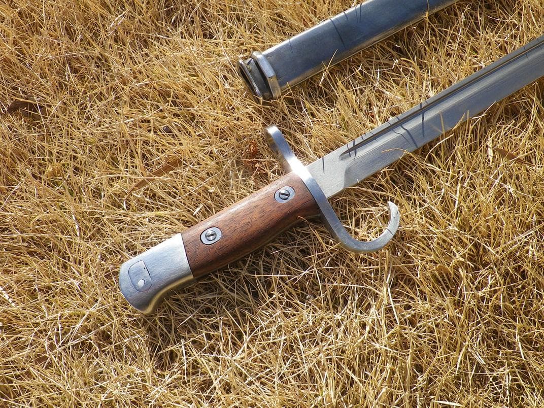 ひ*き様 三十年式銃剣　レプリカ　複製品　チタン製